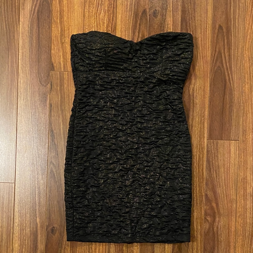 Elegant Strapless Black Dress